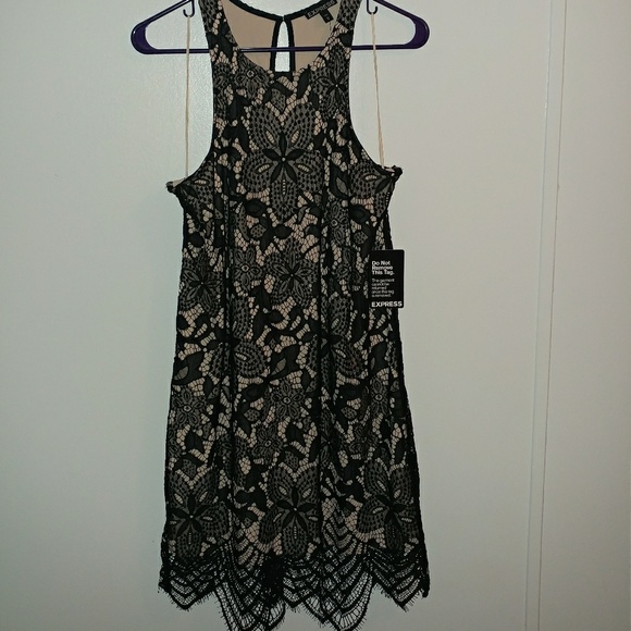 Dress - Picture 1 of 4